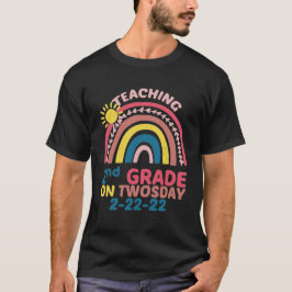2教え日目の第2学年 – Rainbow Tシャツ