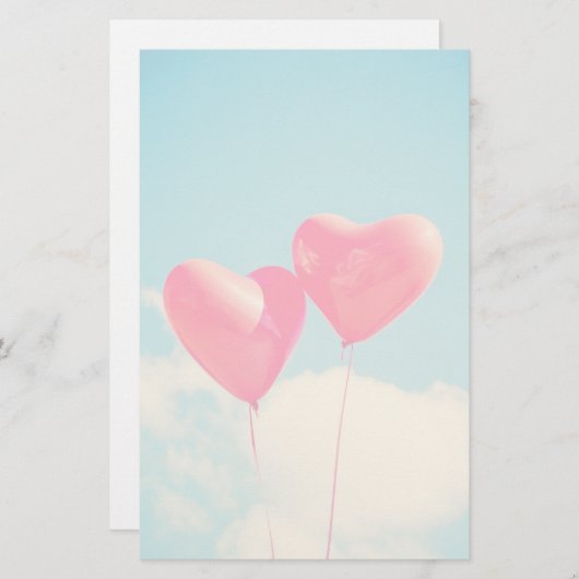 2明るい赤いハート状のバルーン（上に浮かぶ） 便箋 (正面/裏面)