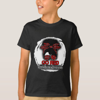 2月の女性のレッド・メッシー・バン - 心臓病 Tシャツ