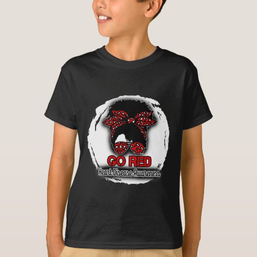2月の女性のレッド・メッシー・バン - 心臓病 Tシャツ (正面)