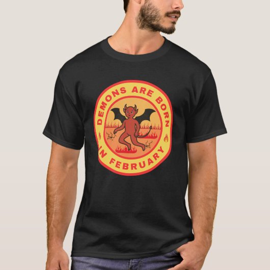 2月の悪魔の代わりになるデザイン Tシャツ (正面)
