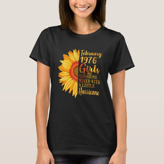 2月ガールズ1976シャツ47誕生日ギフト47 Y Tシャツ (正面)