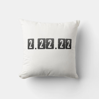 2月2日火曜日2-22-22算数先生投稿 クッション