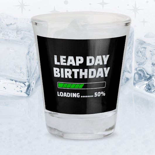 2月29日うるう年誕生日50%うるう日のロード ショットグラス