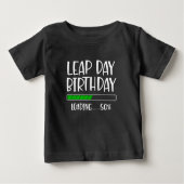 2月29日閏日誕生日50%閏年の読み込み ベビーTシャツ (正面)