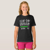 2月29日閏日誕生日75%閏年の読み込み Tシャツ (正面フル)
