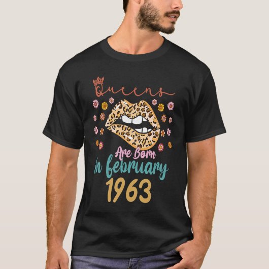 2月60誕生日この女王は生まれ2月に Tシャツ (正面)