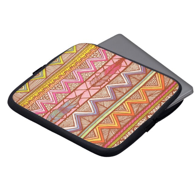 2本の羽… ラップトップスリーブ (正面上部)