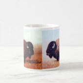 2枚のバッファローの絵画 コーヒーマグカップ (中央)