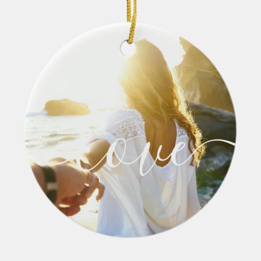 2枚のパーソナライズされた写真とスクリプト文字ラブ セラミックオーナメント (正面)