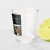 2枚のフォトコラージュブラックラブ脚本 ショットグラス (右)