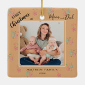 2枚のモダンフォトコラージュ初めてのクリスマスCe セラミックオーナメント (裏面)