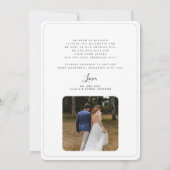 2枚の写真とミニマルなエレガントなタイポグラフィの結婚式 サンキューカード (裏面)