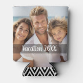 2枚の写真と自分のスナップチャットミーム 缶クーラー (正面)