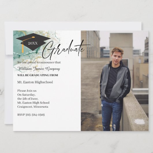 2枚の写真の卒業式グリーン・金ゴールド・アナウンス・カード 招待状 (正面)