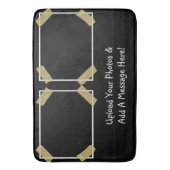 2枚の写真をアップロードして個人用カスタムメッセージを追加する バスマット (正面縦)