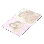 2枚の写真を自動的にライトトーンに変換する背景 ノートパッド (アングル)