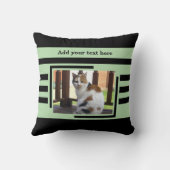 2枚の写真を追加 テキスト 黒 緑 クッション (裏面)