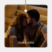 2枚の写真タイポグラフィ初めてのクリスマス セラミックオーナメント (裏面)