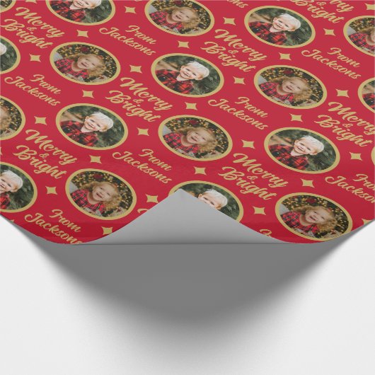 2枚の写真メリーと明るいクリスマスの家族の名前 ラッピングペーパー (角)