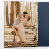 2枚モダンの写真金ゴールドネイビー結婚ズ 三つ折り招待状 (内部最初)