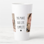 2枚モダンの写真 |私たちの生活を完成させる カフェラテマグ (正面)