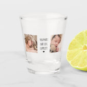 2枚モダンの写真 |私たちの生活を完成させる ショットグラス (正面)