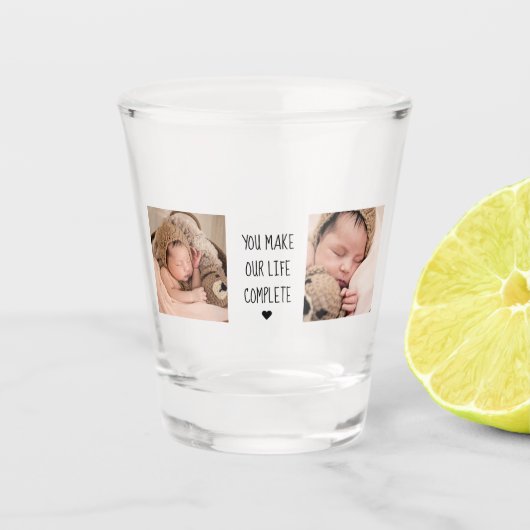 2枚モダンの写真 |私たちの生活を完成させる ショットグラス (正面)