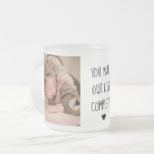 2枚モダンの写真 |私たちの生活を完成させる フロストグラスマグカップ (正面左)