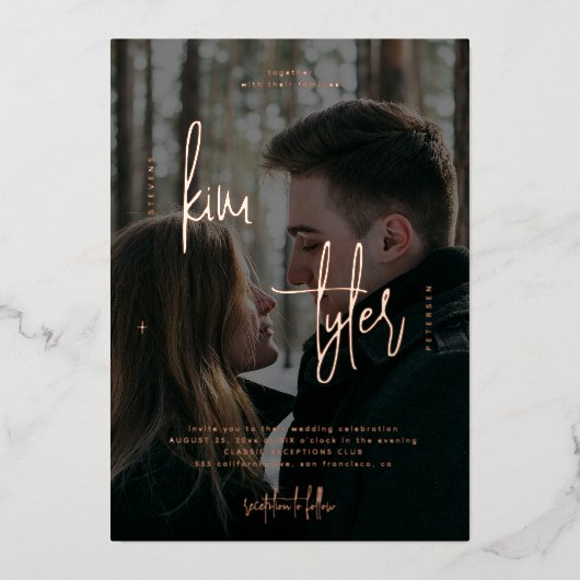 2枚モダンの写真QRコードバラ金ゴールドスクリプ結婚ト 箔招待状 (正面)