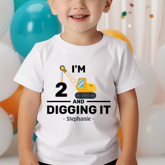 2歳だよ！楽しい2歳の誕生日 男の子 2才 トドラーTシャツ