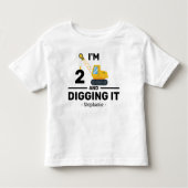 2歳だよ！楽しい2歳の誕生日 男の子 2才 トドラーTシャツ (正面)