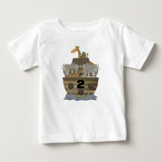 2歳の少年ノアの箱舟Tシャツ ベビーTシャツ