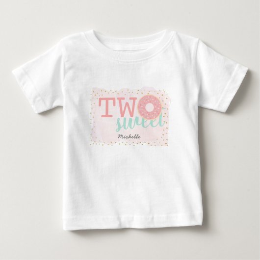2歳の甘いドーナツピンクガール誕生日 ベビーTシャツ (正面)