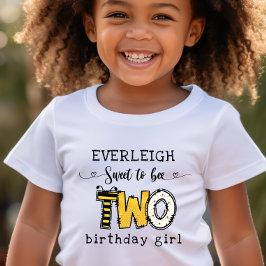 2歳の誕生日おめでとうフラワー トドラーTシャツ