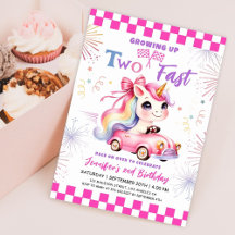 2歳の誕生日おめでとう！ピンクのレーシングカー