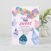 2歳の誕生日おめでとう！マーメイドとスイートカップケーキの女の子 招待状 (スタンド正面)