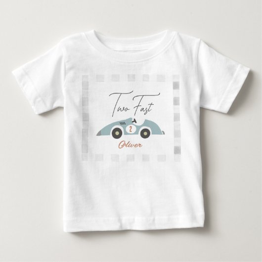 2歳の誕生日おめでとう！青いレーシングカーボーイ ベビーTシャツ (正面)