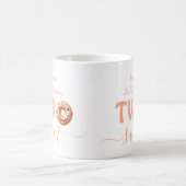 2歳の誕生日お祝いにぴったりな「Two Sweet Donuts」デザイン コーヒーマグカップ (中央)