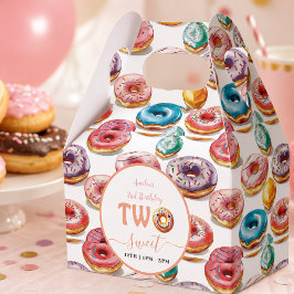 2歳の誕生日お祝いにぴったりな「Two Sweet Donuts」 フェイバーボックス