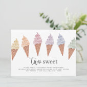 2歳の誕生日におすすめのスイートなアイスクリームの招待状 招待状 (スタンド正面)