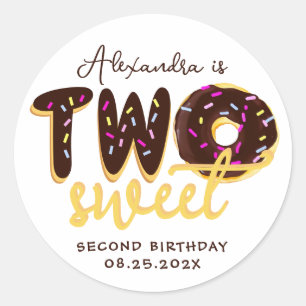 2歳の誕生日におすすめの「Two Sweet」チョコレートスクリプト ラウンドシール