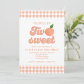 2歳の誕生日におめでとう！　かわいいピンクの桃の誕生日パーティーの招待状 招待状 (スタンド正面)