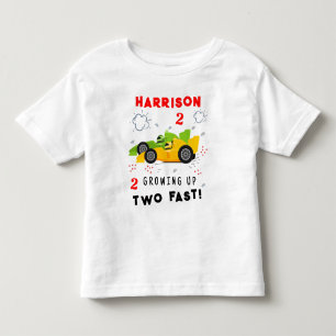 2歳の誕生日を迎える子供向け高速レーシングカー トドラーTシャツ