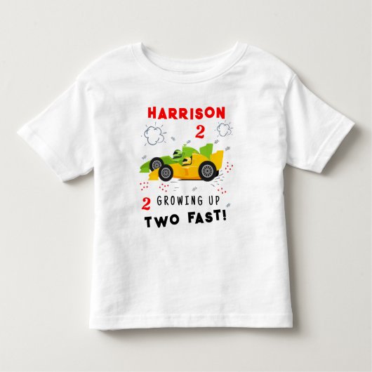 2歳の誕生日を迎える子供向け高速レーシングカー トドラーTシャツ (正面)