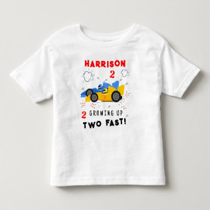 2歳の誕生日を迎える子供向け高速レーシングカー トドラーTシャツ
