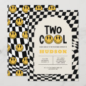 2歳の誕生日スマイルフェイスレトロブラックホワイトグルーヴィー 招待状 (正面/裏面)