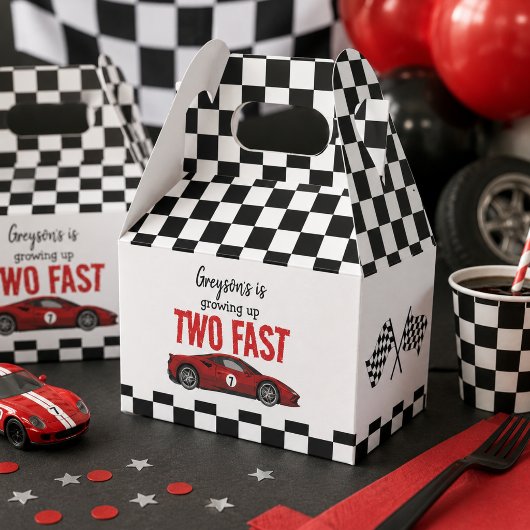 2歳の誕生日パーティーに!レーシングカーブラザーズ フェイバーボックス