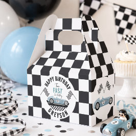 2歳の誕生日パーティーに！レーシングカーブラザー フェイバーボックス