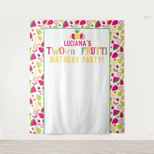 2歳の誕生日 ツッティフルッティフルーツ誕生日パーティー タペストリー (正面)